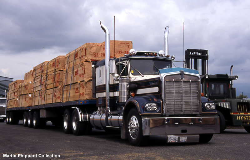 Canadian B Train carrying Lumber Big Truck Guide
